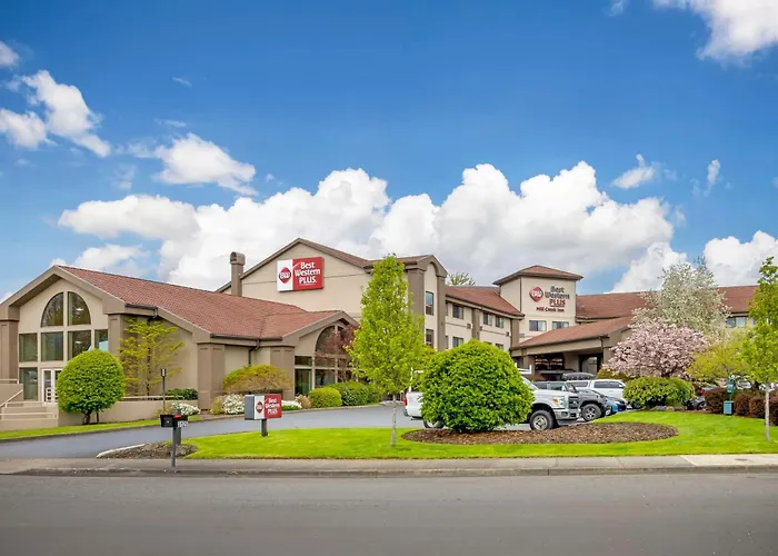 Best Western Plus Mill Creek Inn
