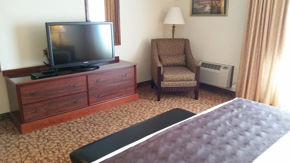Western Mill Creek Hotel