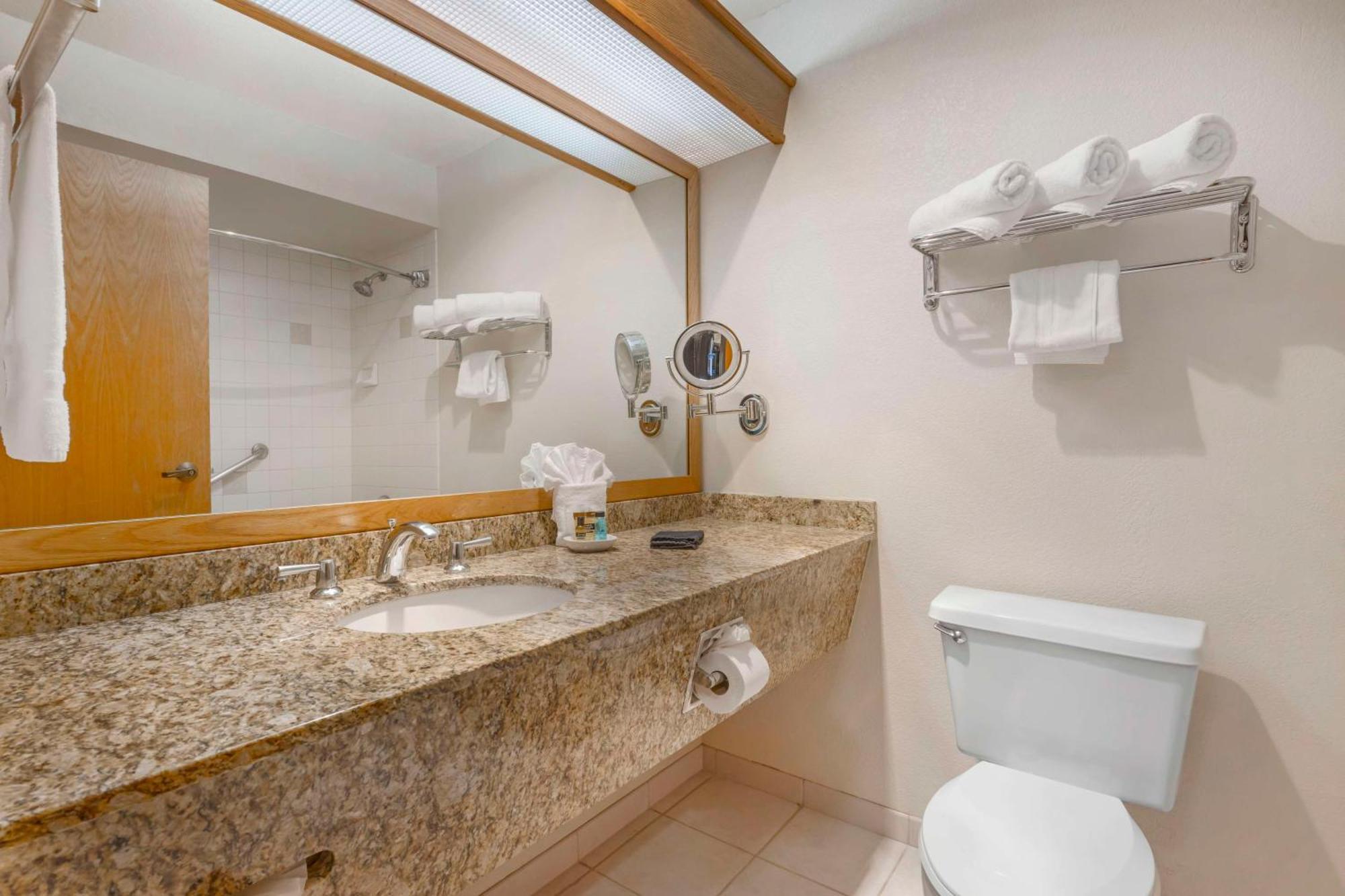 Western Mill Creek Hotel